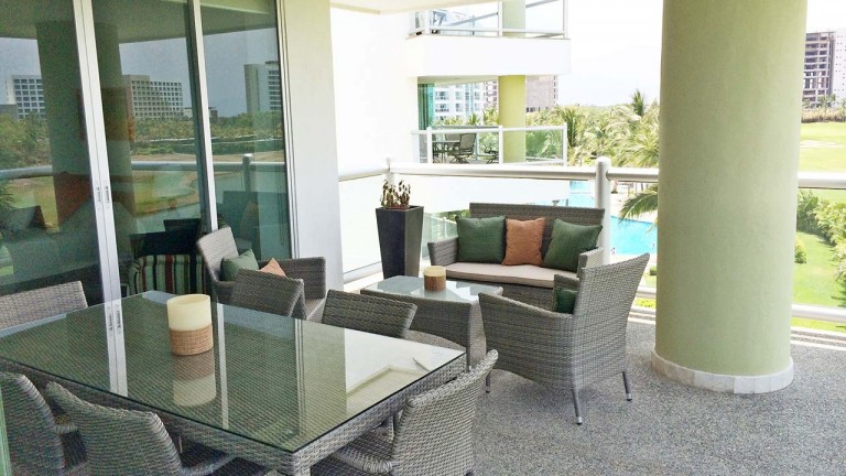 sala-y-comedor-abiertos-en-terraza-md-1499710859